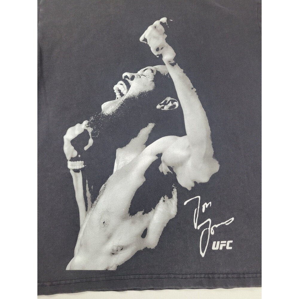UFC Jon Bones Jones TShirt Big Graphic Mens Medium MMA Faded Black MMA